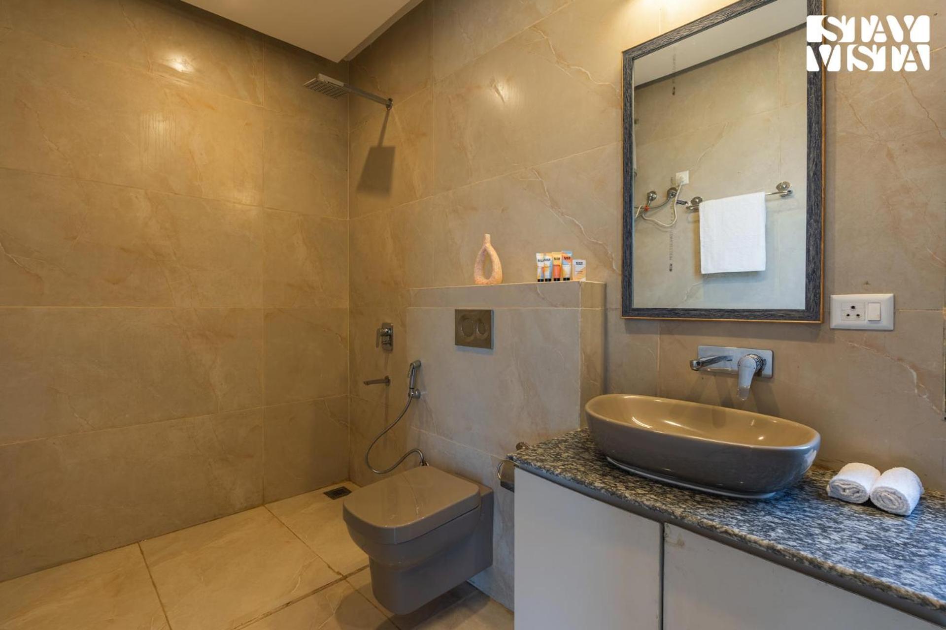 Stayvista At Amulyam Villa With Lawn & Bonfire Mukteshwar Εξωτερικό φωτογραφία