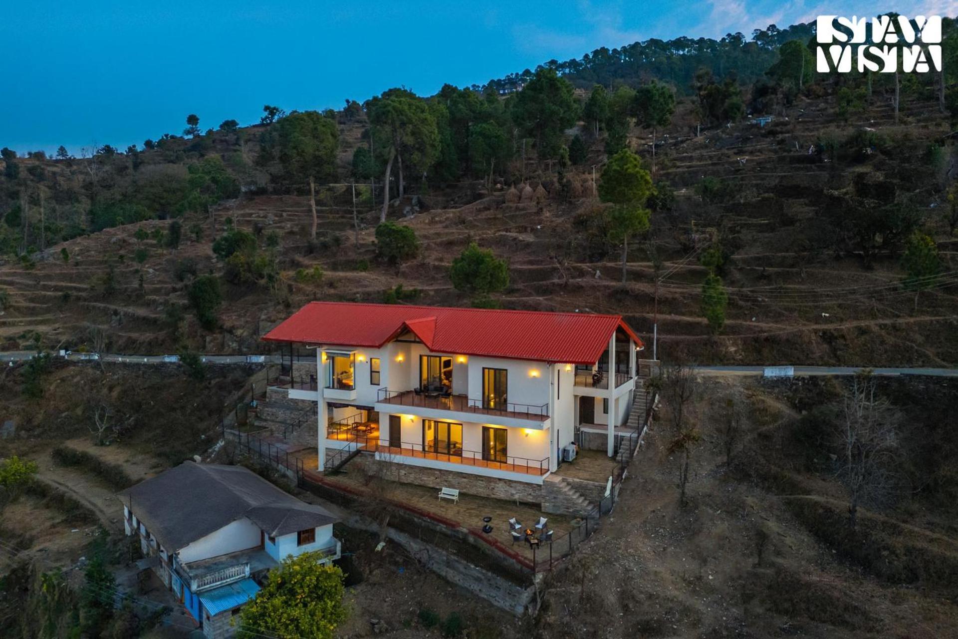 Stayvista At Amulyam Villa With Lawn & Bonfire Mukteshwar Εξωτερικό φωτογραφία